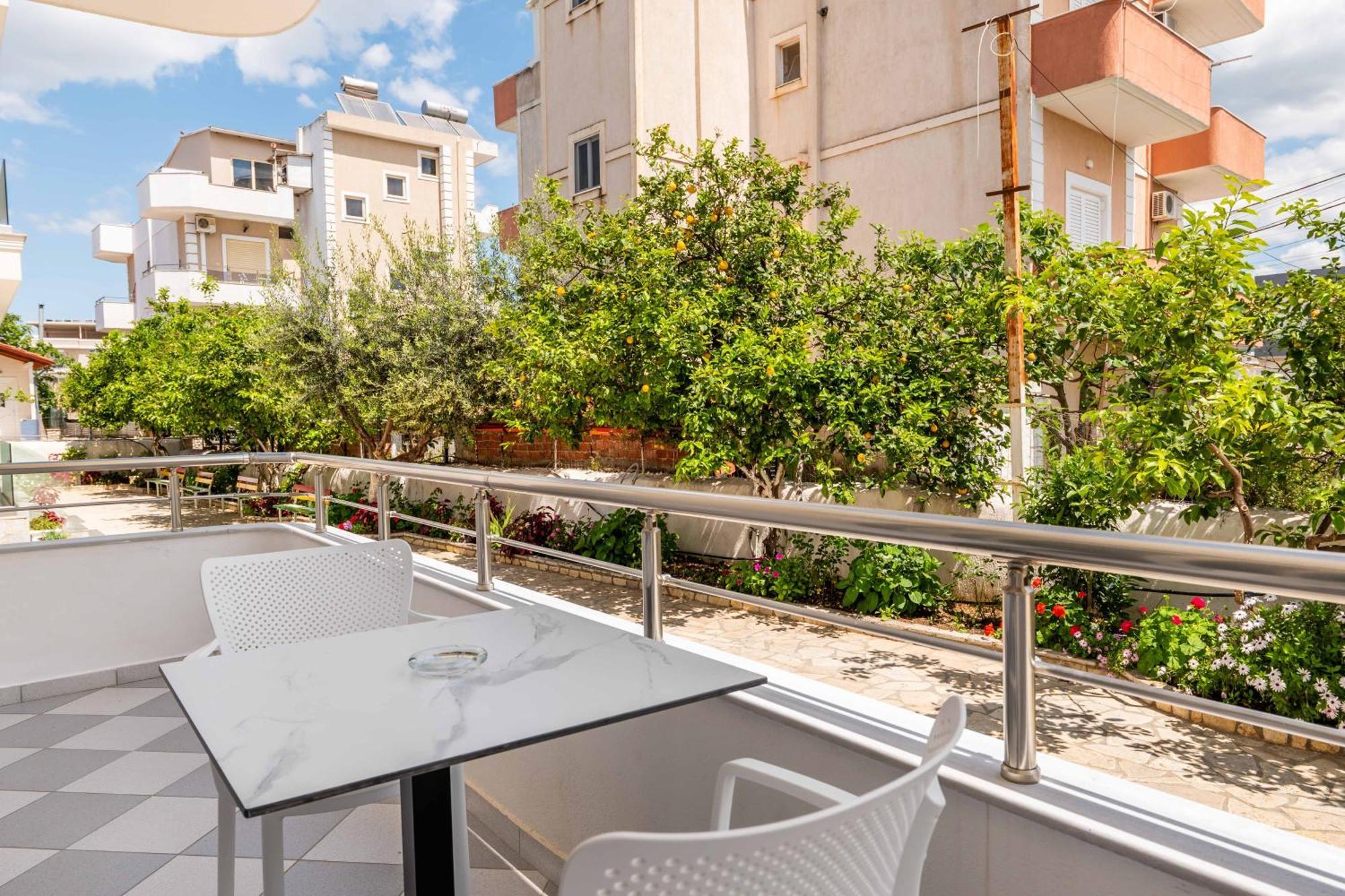 Hotel Artur2 Εξαμίλιο Εξωτερικό φωτογραφία