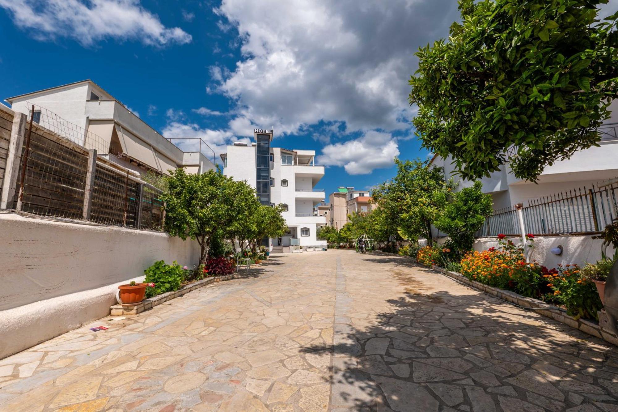 Hotel Artur2 Εξαμίλιο Εξωτερικό φωτογραφία