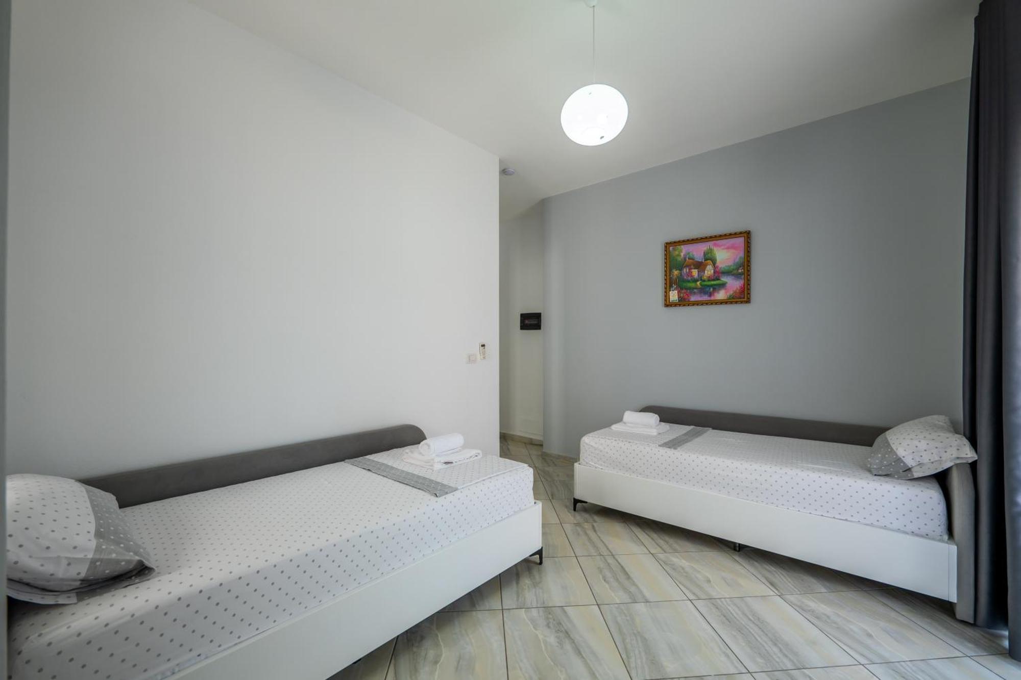 Hotel Artur2 Εξαμίλιο Εξωτερικό φωτογραφία