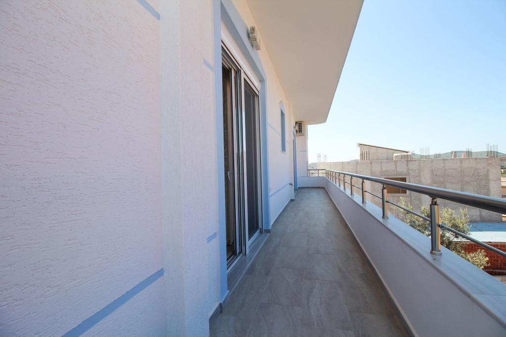 Hotel Artur2 Εξαμίλιο Εξωτερικό φωτογραφία